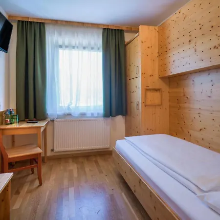 Otel Jufa