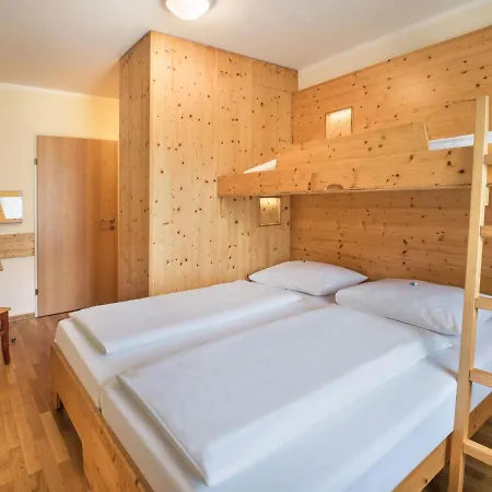 Jufa Otel 3*