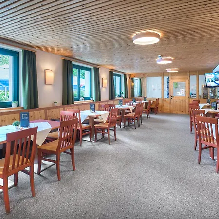 ホテル Jufa バート・アウスゼー