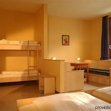 Jufa Hotel 3*