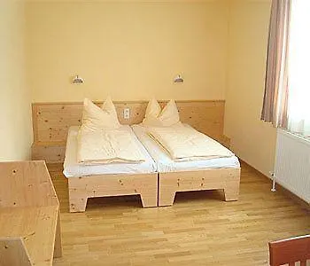 Jufa Otel 3*