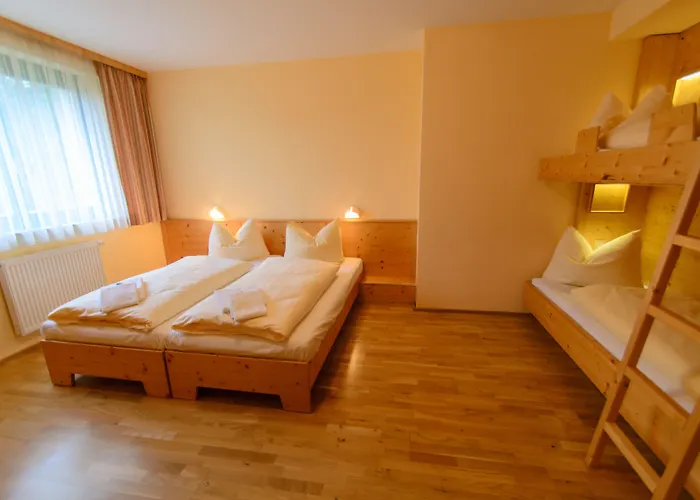 유파 바트 아우세 호텔