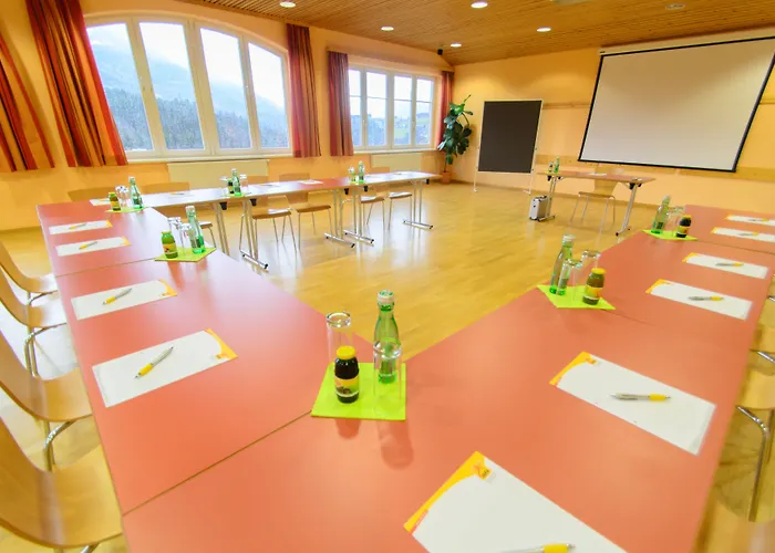 유파 바트 아우세 호텔 3*